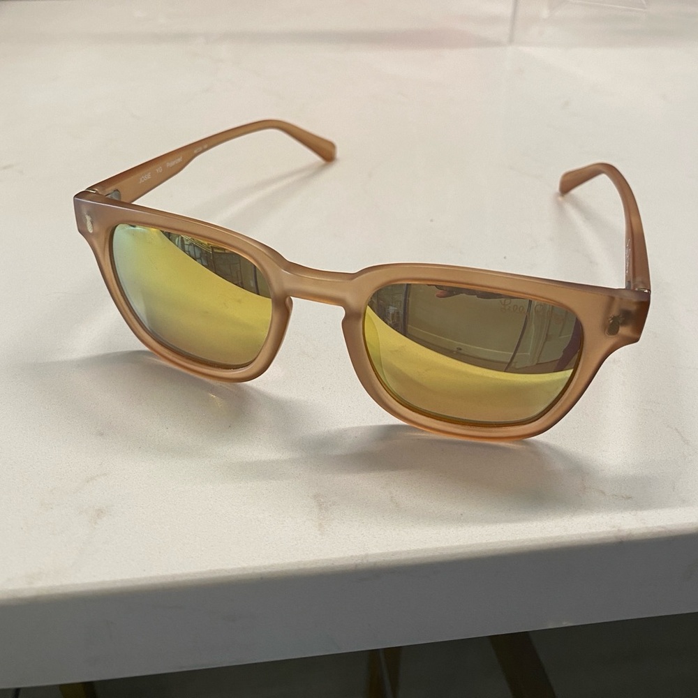 Lilly Pulitzer Josie Polarized Sunglasses